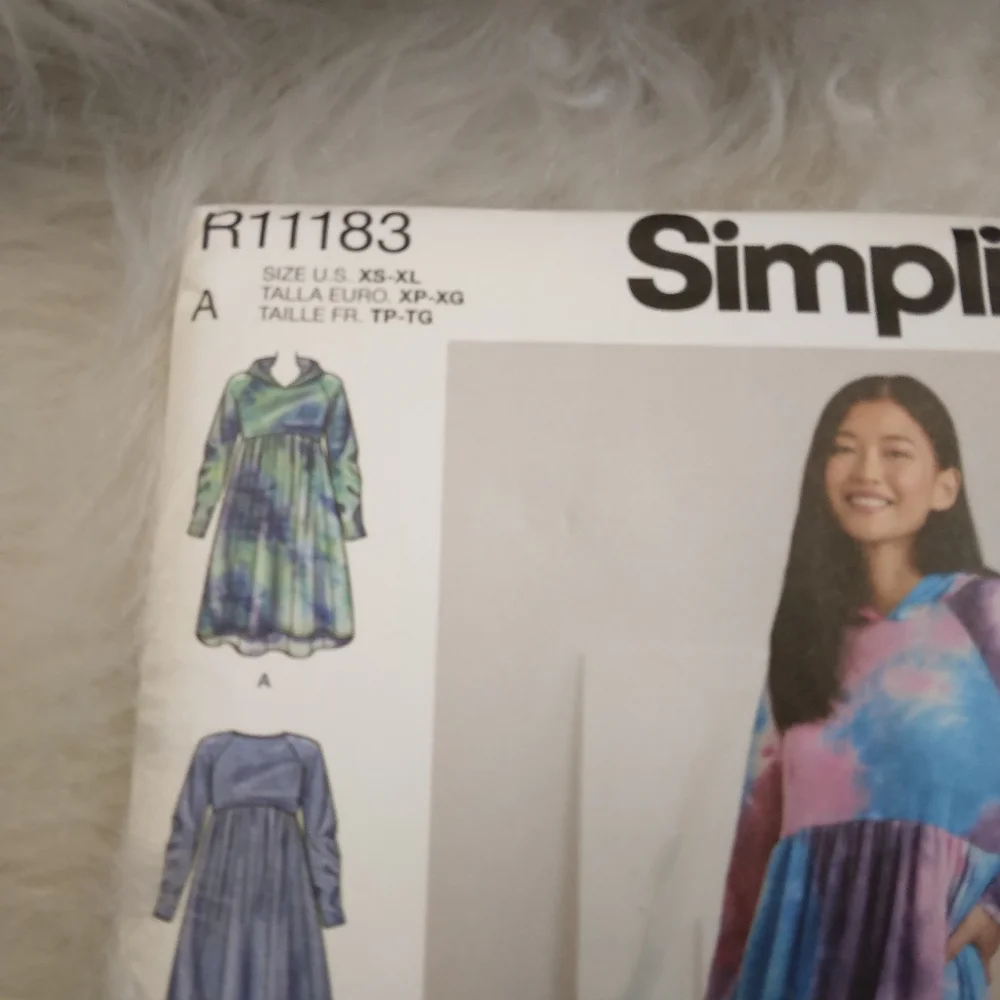 SIMPLICITY R11183 Sz XS-XL Misses' Sweatshirt Dresses In Variarions EASY
